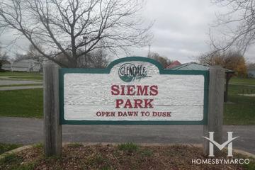 Photos of Siems Park in Glendale Heights, IL