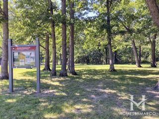 Hidden Pond Woods Forest Preserve in Hickory Hills, IL