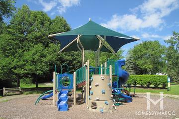 Devonshire Park in Highland Park, IL