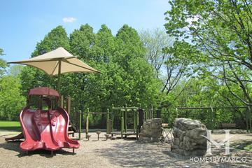 Sherwood Park in Highland Park, IL