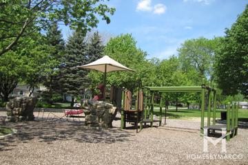 Sherwood Park in Highland Park, IL