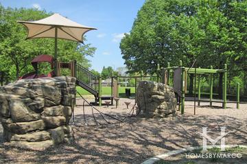 Sherwood Park in Highland Park, IL