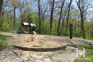 Port Clinton Park in Highland Park, IL