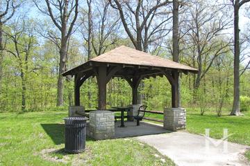 Port Clinton Park in Highland Park, IL