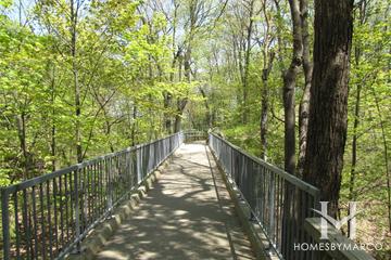 Moraine Park in Highland Park, IL