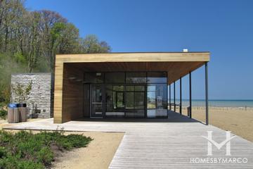 Rosewood Park in Highland Park, IL