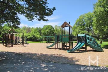 Woodridge Park in Highland Park, IL