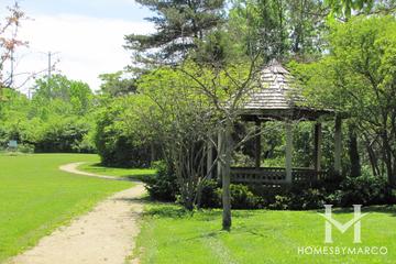 Woodridge Park in Highland Park, IL