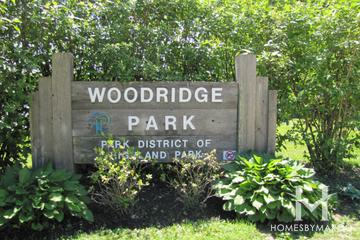 Photos of Woodridge Park in Highland Park, IL
