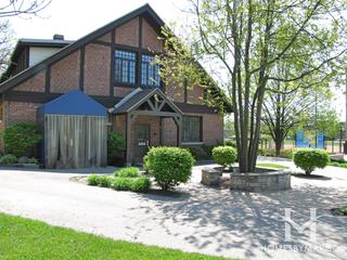 Sunset Woods Park in Highland Park, IL