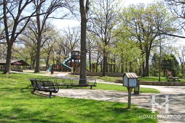 Sunset Woods Park in Highland Park, IL