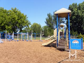 Photos of Armstrong Park in Hoffman Estates, IL