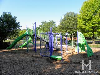 Maple Park in Hoffman Estates, IL