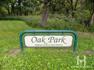 Photos of Oak Park in Hoffman Estates, IL