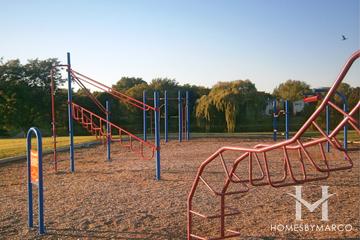 South Ridge Lake Park in Hoffman Estates, IL