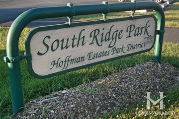 Photos of South Ridge Lake Park in Hoffman Estates, IL