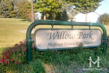 Photos of Willow Park in Hoffman Estates, IL