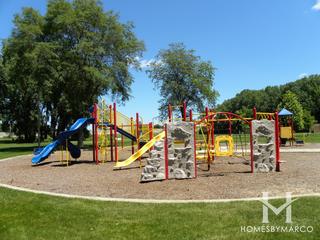 Cottonwood Park in Hoffman Estates, IL
