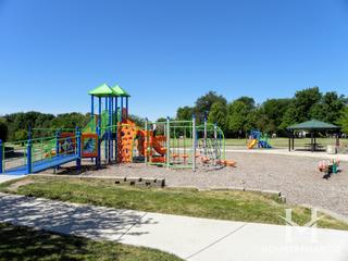 Canterbury Park Place in Hoffman Estates, IL