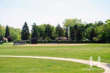 Sunset Park in Mount Prospect, IL