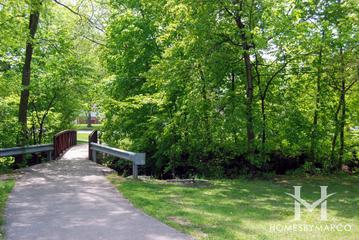 Weller Creek Park in Mount Prospect, IL