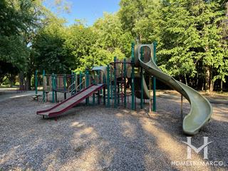 Hill Street Nature Center in Mount Prospect, IL