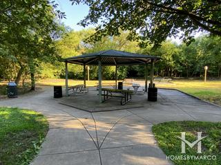 Hill Street Nature Center in Mount Prospect, IL