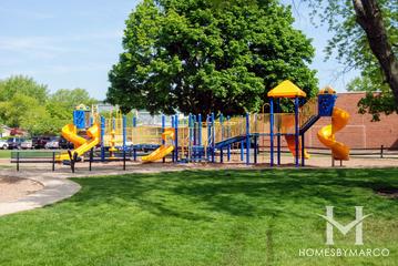 Devonshire Park in Mount Prospect, IL