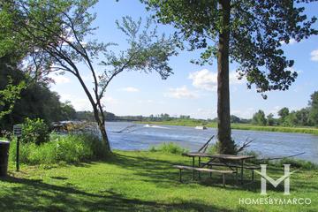 Hickory Grove Conservation Area in Cary, IL