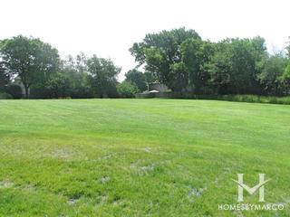 Candlewood Park in Cary, IL