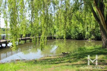 Century Park in Vernon Hills, IL