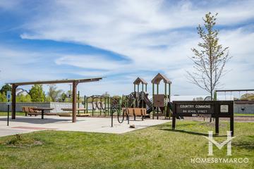 Photos of Country Commons in Naperville, IL