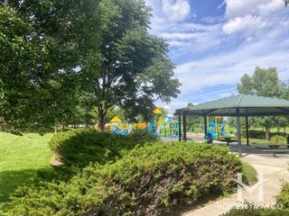 Country Lakes Park in Naperville, IL