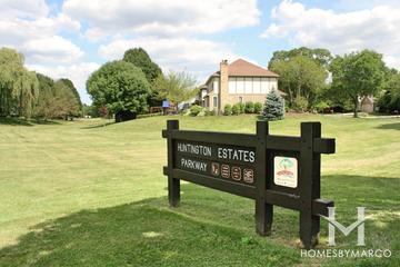 Photos of Huntington Estates Parkway in Naperville, IL
