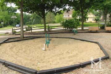 Saddle Oaks Park in Cary, IL