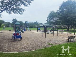 Photos of Walnut Ridge Park in Naperville, IL