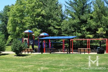 Willowgate Square in Naperville, IL