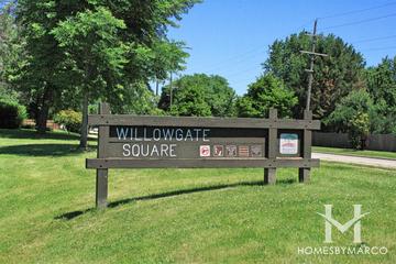 Photos of Willowgate Square in Naperville, IL
