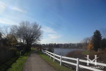 Chesapeake Landing in Grayslake, IL