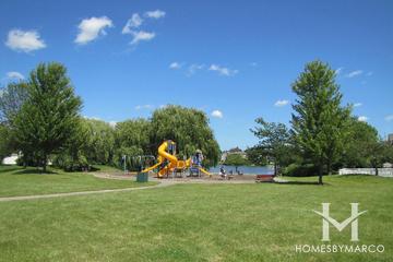 Cambridge Park in Grayslake, IL