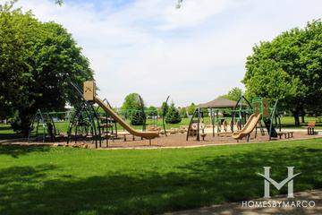 Cherry Hill Park in Aurora, IL