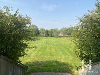 Holly Park in Darien, IL