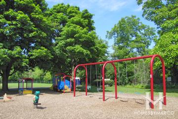 Sunrise Park in Lake Bluff, IL