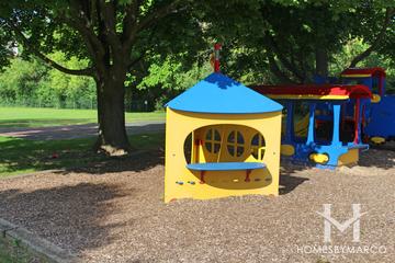 Mawman Park in Lake Bluff, IL