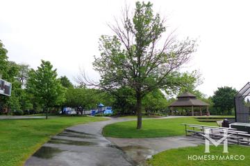 Maplewood Park in Deerfield, IL