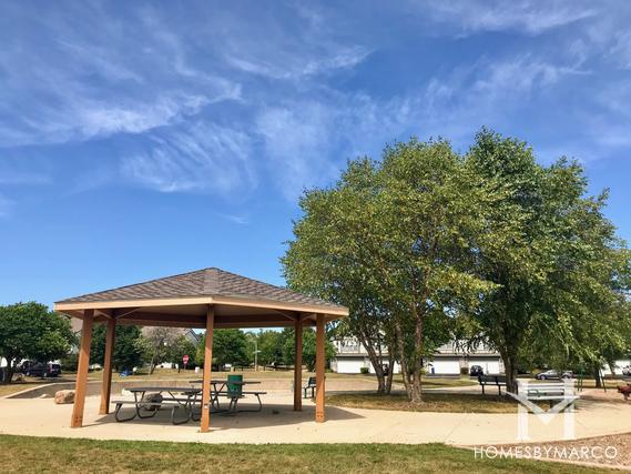 Ashton Pointe Park in Aurora, IL