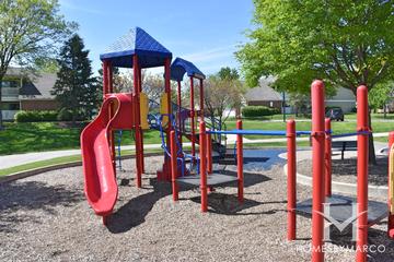 Connelly Park in Schaumburg, IL