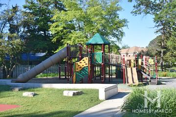 Floral Park in Northbrook, IL