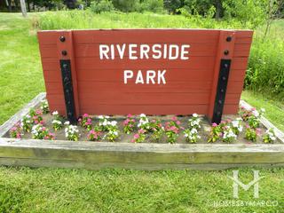 Photos of Riverside Park in St. Charles, IL