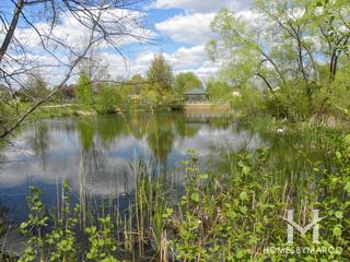 Willoughby Farms Community Park in Algonquin, IL